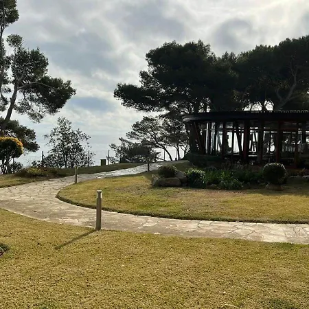 Eden Mar Girona Апартаменты *